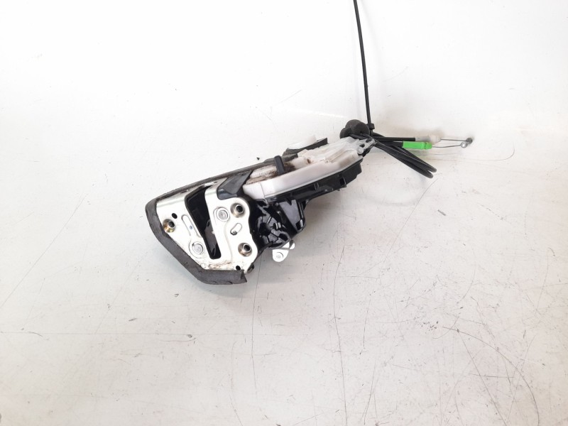 Recambio de cerradura puerta trasera izquierda para toyota hilux vii 2.4 d referencia OEM IAM 690600K090  