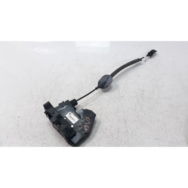 Recambio de cerradura puerta trasera izquierda para renault megane iv berlina 5p 1.5 dci diesel fap energy referencia OEM IAM 82