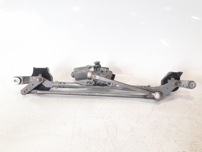 Recambio de motor limpia delantero para toyota hilux vii 2.4 d referencia OEM IAM 851100K171  