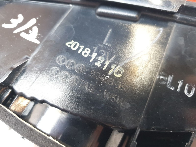 Recambio de piloto trasero izquierdo interior para hyundai kona pure referencia OEM IAM 92403J9000  