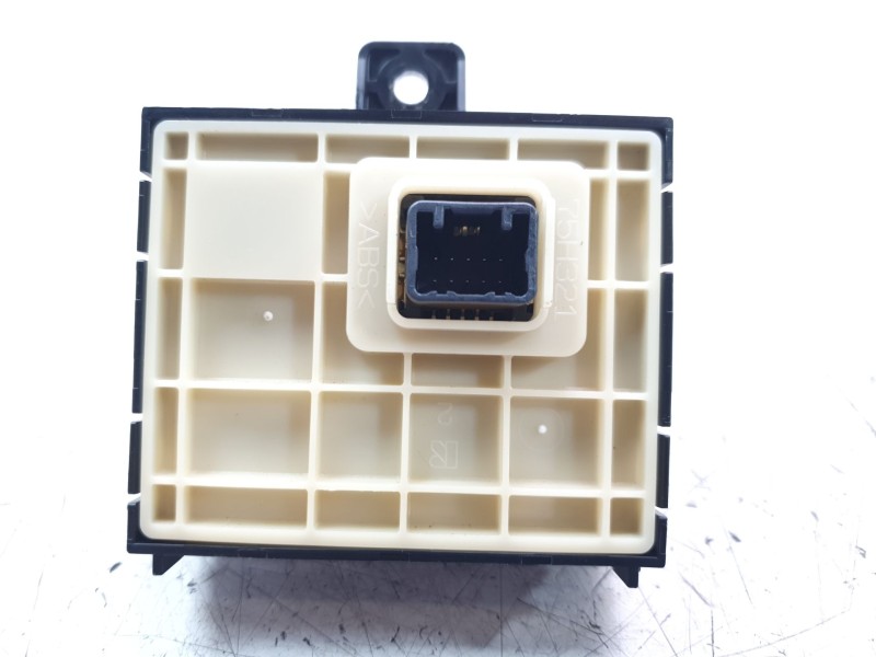 Recambio de warning para toyota hilux vii 2.4 d referencia OEM IAM 839100K180  