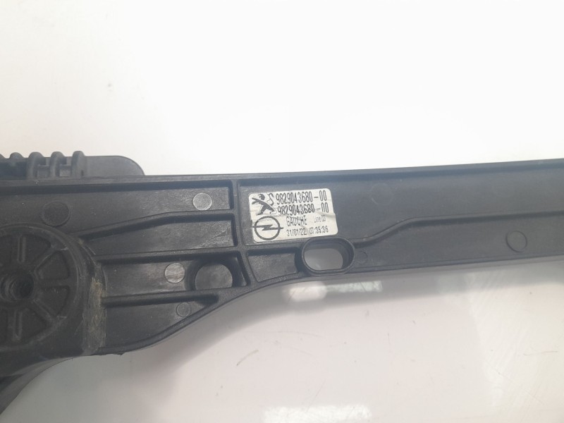 Recambio de elevalunas delantero izquierdo para opel corsa f ultimate referencia OEM IAM 9829043680  