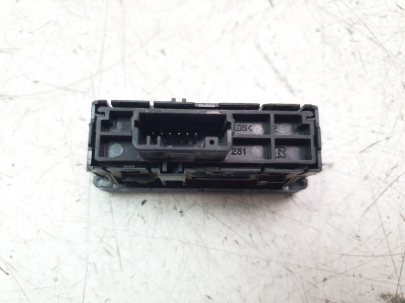 Recambio de interruptor para toyota hilux vii 2.4 d referencia OEM IAM 15D231  