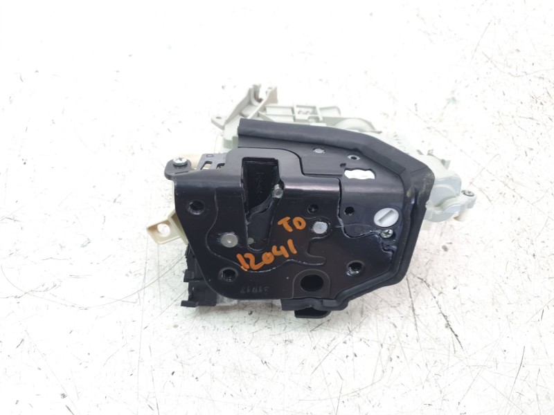 Recambio de cerradura puerta trasera derecha para audi q3 (8ug) attraction quattro referencia OEM IAM 4G0839016E  
