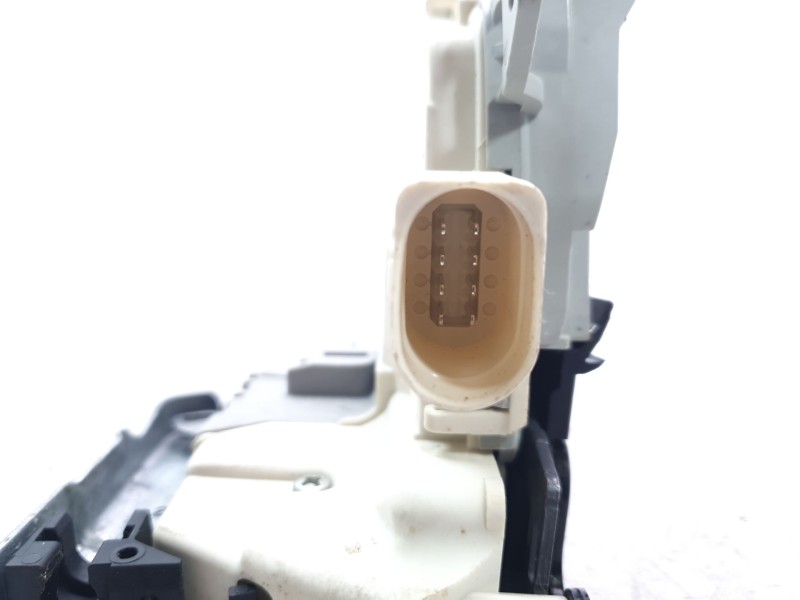 Recambio de cerradura puerta trasera derecha para audi q3 (8ug) attraction quattro referencia OEM IAM 4G0839016E  