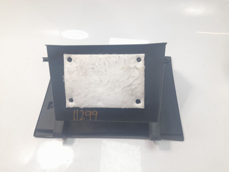 Recambio de guantera para mazda cx-5 2.0 cat referencia OEM IAM KB8C64030A02  