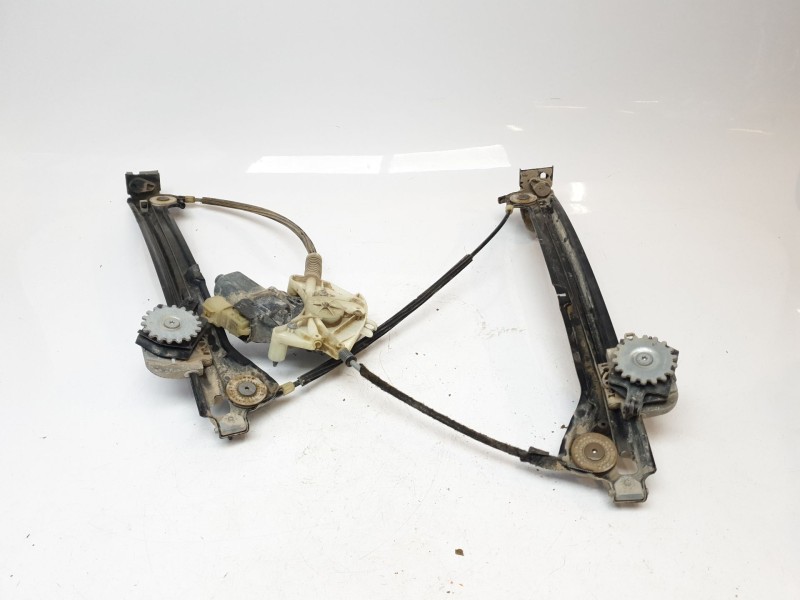 Recambio de elevalunas delantero derecho para maserati ghibli iii (m157) 3.0 referencia OEM IAM 670102267  