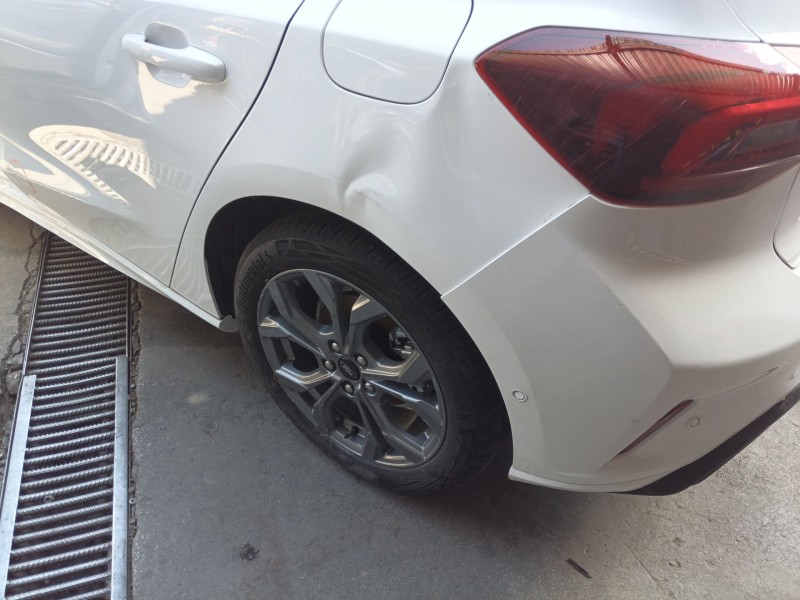 Recambio de amortiguador trasero izquierdo para ford focus iv (hn) 1.0 ecoboost referencia OEM IAM   