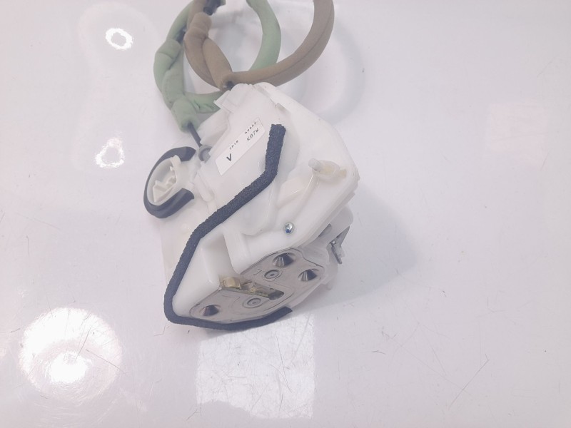 Recambio de cerradura puerta trasera izquierda para mazda cx-5 2.0 cat referencia OEM IAM K12373310  