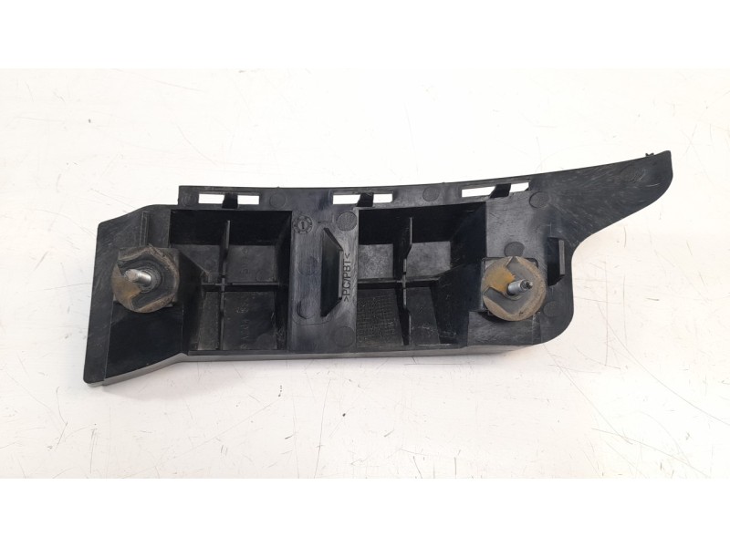 Recambio de molduras traseras para mercedes-benz clase c (w204) lim. 2.1 cdi cat referencia OEM IAM A204880503  