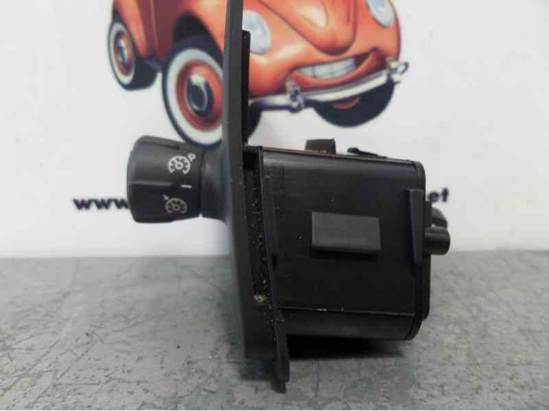Recambio de mando multifuncion para renault scenic ii dynamique referencia OEM IAM 8200206738 61890007 