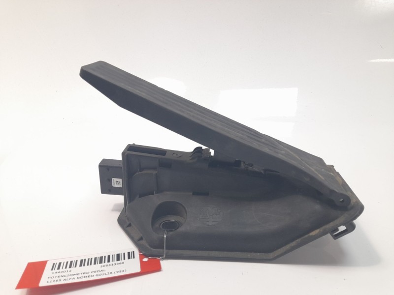 Recambio de potenciometro pedal para alfa romeo giulia (952) 2.2 jtdm cat referencia OEM IAM 505513360  