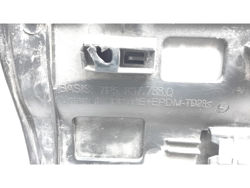 Recambio de moldura para porsche cayenne (typ 92aa) diesel referencia OEM IAM 7P5837788Q  