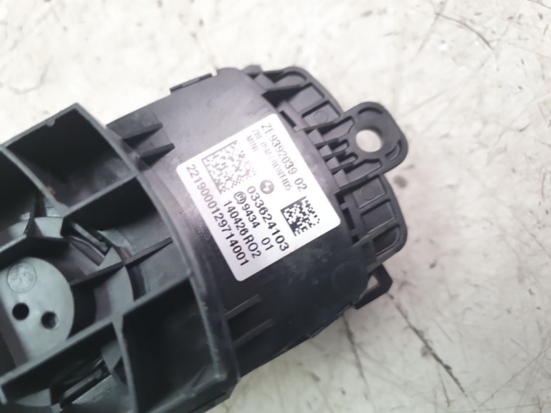 Recambio de mando multifuncion para mini countryman (f60) cooper s e all4 referencia OEM IAM 033624103  