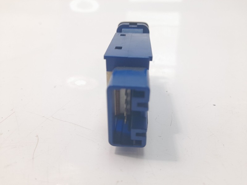 Recambio de interruptor para toyota land cruiser (j12) 3.0 turbodiesel referencia OEM IAM 8487160030  