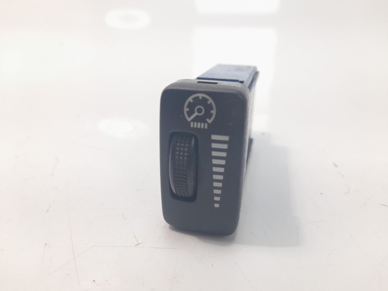 Recambio de interruptor para toyota land cruiser (j12) 3.0 turbodiesel referencia OEM IAM 8411960100  