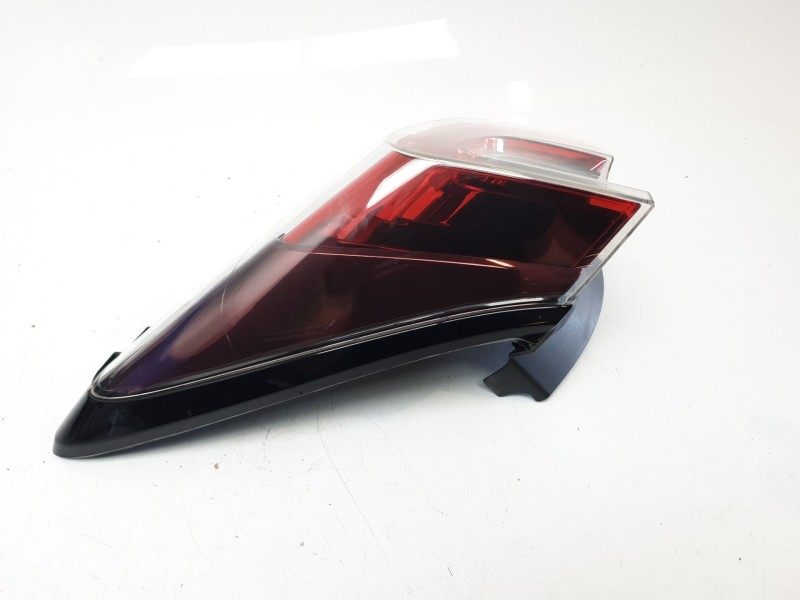 Recambio de piloto trasero derecho para toyota c-hr (_x1_) 1.8 hybrid (zyx10_, zyx11_) referencia OEM IAM 815550F4030  