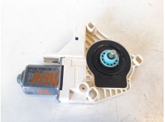 MOTOR ELEVALUNAS TRASERO IZQUIERDO 8K0959811A 8K0959811A 
