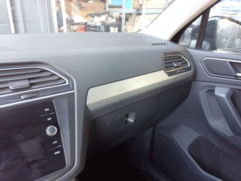 Recambio de guantera para volkswagen tiguan (ad1, ax1) 1.4 tsi referencia OEM IAM   