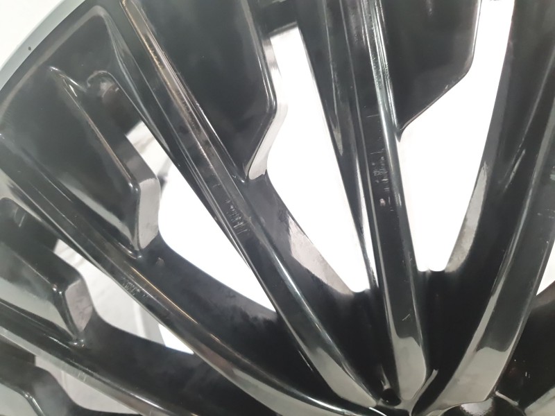 Recambio de llanta para mercedes-benz cle cle 220d referencia OEM IAM 2364011900  