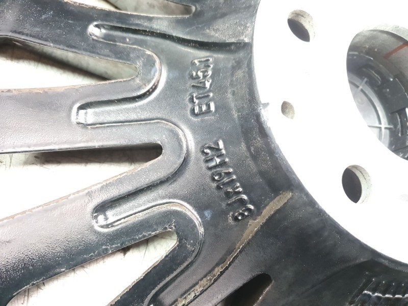 Recambio de llanta para mercedes-benz cle cle 220d referencia OEM IAM 2364011900  