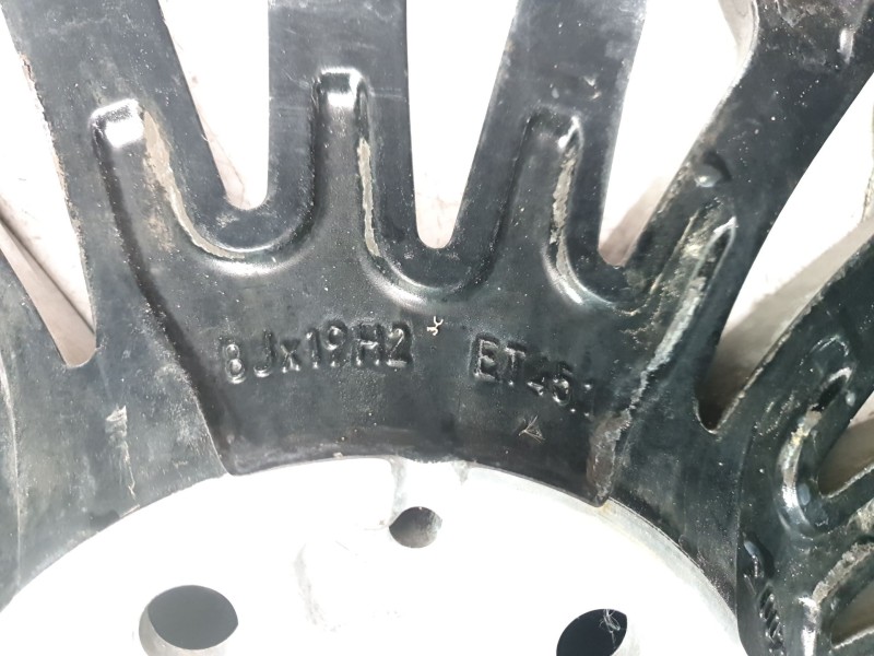 Recambio de llanta para mercedes-benz cle cle 220d referencia OEM IAM 2364011900  