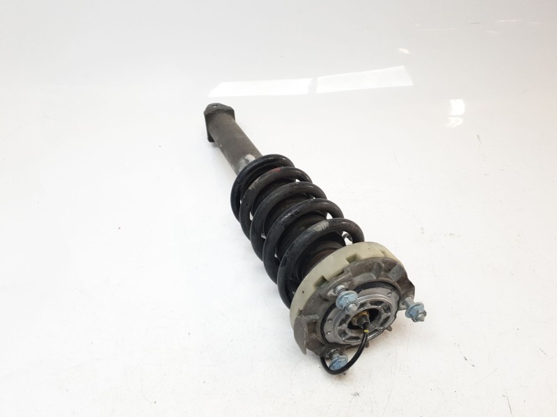 Recambio de amortiguador trasero derecho para porsche 911 (typ 997) carrera s coupe referencia OEM IAM 99733305333  