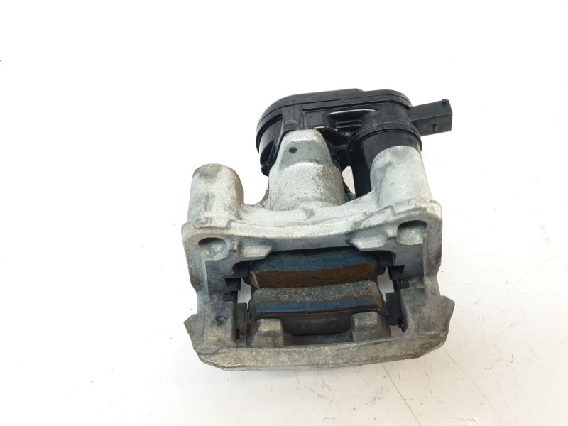 Recambio de pinza de freno trasera derecha para hyundai kona referencia OEM IAM   