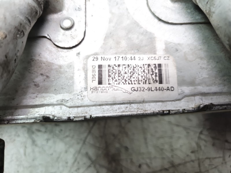 Recambio de intercooler para jaguar e-pace 2.0 diesel cat referencia OEM IAM GJ329L440AD  