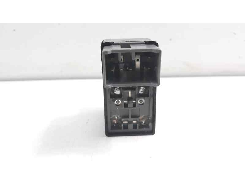 Recambio de mando elevalunas trasero izquierdo para chevrolet lacetti 1.6 cat referencia OEM IAM   