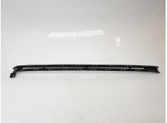 REJILLA PARAGOLPES CENTRAL 86569CO000 