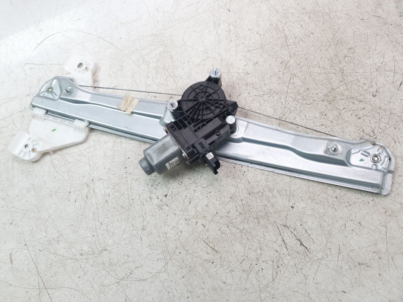 Recambio de elevalunas delantero izquierdo para hyundai tucson (nx) klass safe 2wd referencia OEM IAM 82403N7000  