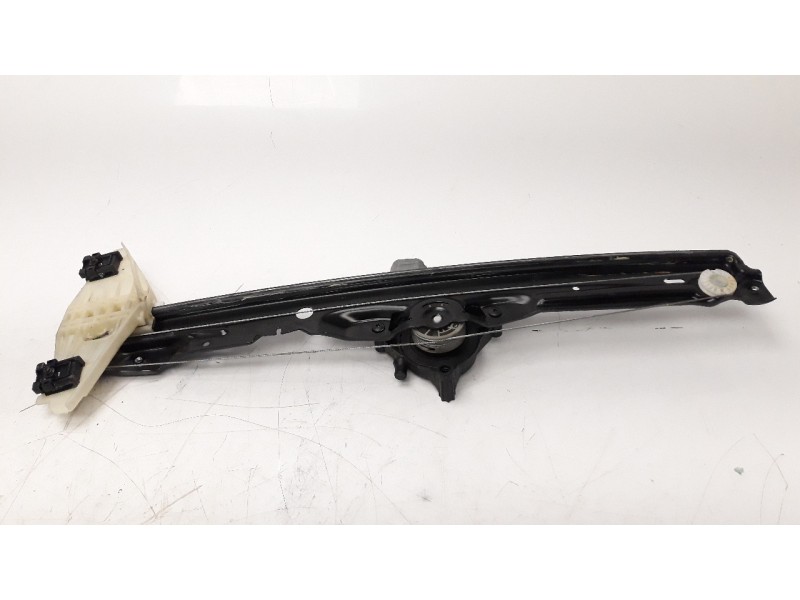 Recambio de elevalunas delantero izquierdo para opel vivaro furgón 1.5 cdti dpf referencia OEM IAM 9829889780  