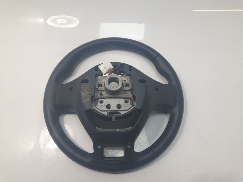 Recambio de volante para kia sportage referencia OEM IAM 56100R2JE0WK  