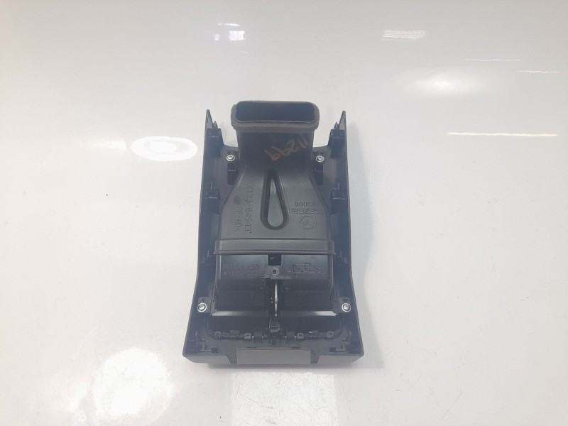 Recambio de rejilla aireadora para mazda cx-5 2.0 cat referencia OEM IAM K1236491X  