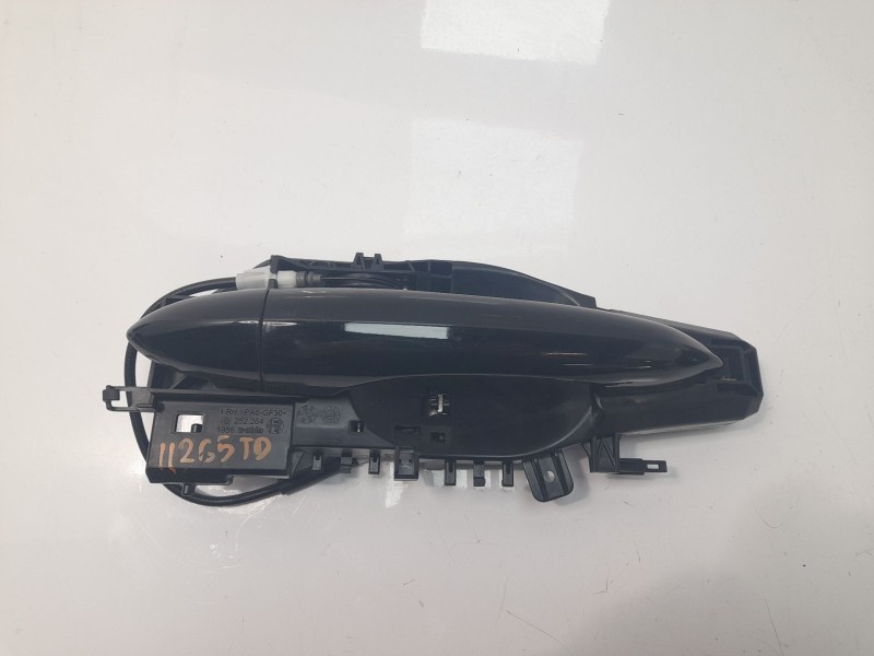 Recambio de maneta exterior trasera derecha para alfa romeo giulia (952) 2.2 jtdm cat referencia OEM IAM 156113671  