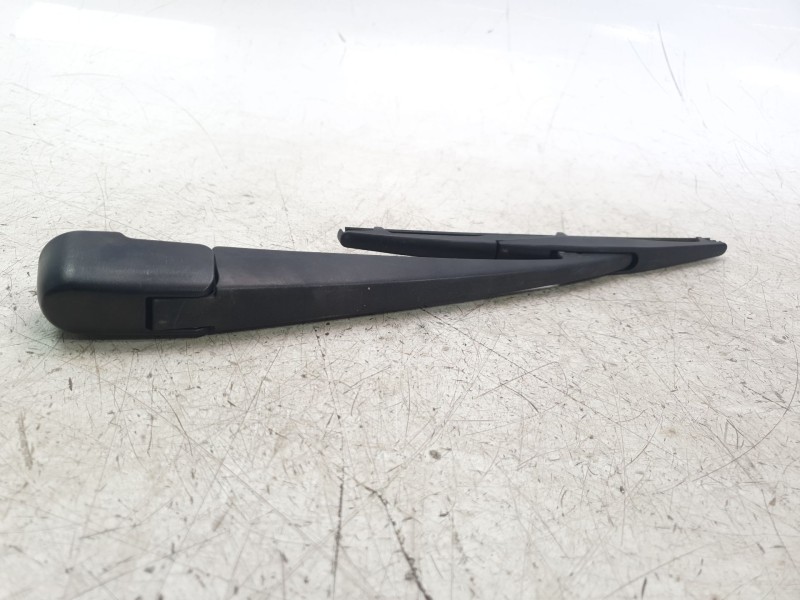 Recambio de brazo limpia trasero para mazda cx-3 (dk) 2.0 skyactiv-g referencia OEM IAM D11B67421  