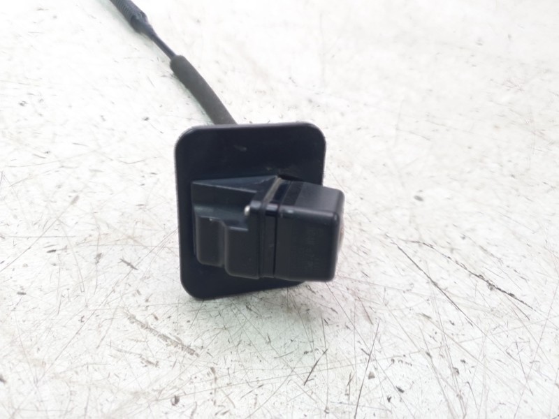 Recambio de camara vision trasera para mazda cx-3 (dk) 2.0 skyactiv-g referencia OEM IAM D24M67RC0  