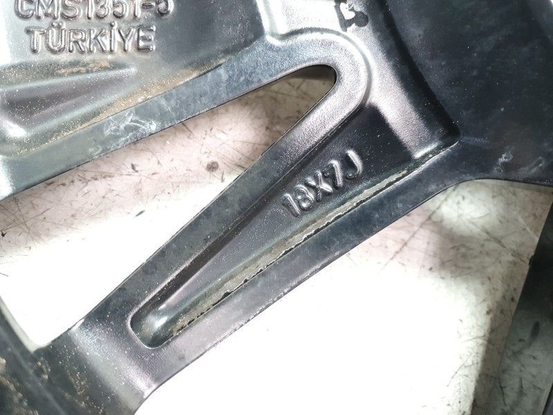 Recambio de llanta para toyota c-hr hybrid active referencia OEM IAM 42611F4331  