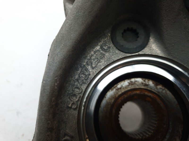 Recambio de mangueta delantera derecha para volkswagen passat lim. (3g2) 1.8 tsi referencia OEM IAM 5Q0407254A  