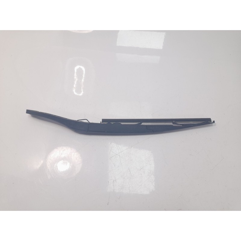 Recambio de brazo limpia trasero para kia sportage referencia OEM IAM 98820P1000  