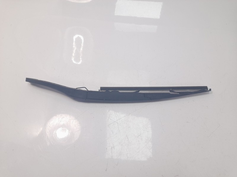 Recambio de brazo limpia trasero para kia sportage referencia OEM IAM 98820P1000  