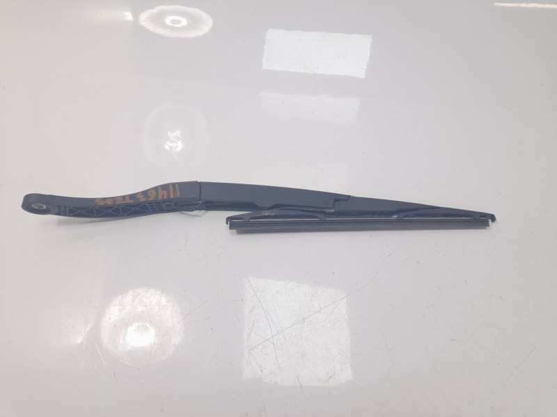 Recambio de brazo limpia trasero para kia sportage referencia OEM IAM 98820P1000  
