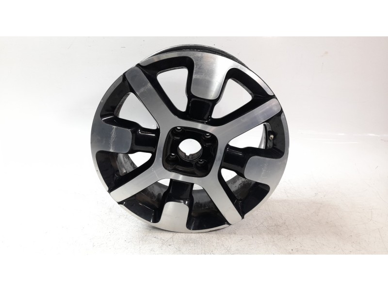 Recambio de llanta para citroen c4 cactus shine referencia OEM IAM 98004940ZR  