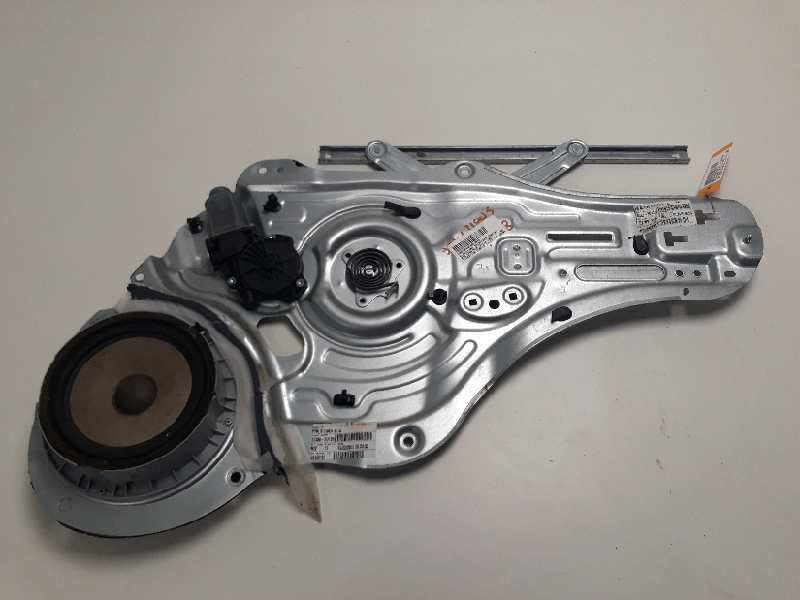 Recambio de elevalunas delantero derecho para kia sportage drive 2wd referencia OEM IAM 824803U120 106551616 