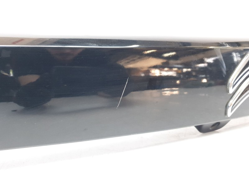 Recambio de molduras traseras para citroën c4 berlina e-feel referencia OEM IAM 9838657780  