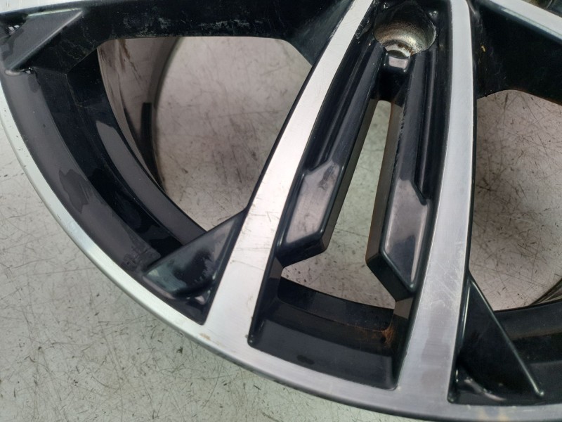 Recambio de llanta para volkswagen golf vii lim. gte referencia OEM IAM 5GE601025B  