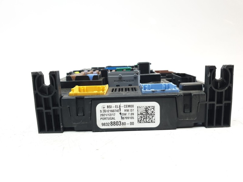 Recambio de caja reles / fusibles para citroën c4 berlina e-feel referencia OEM IAM 9832880380  