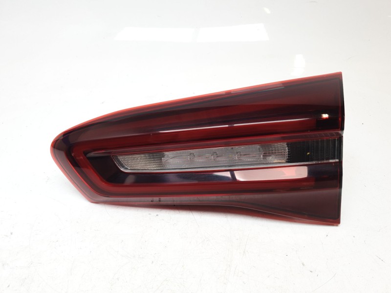 Recambio de piloto trasero derecho interior para ford focus sportbreak focus sportbreak referencia OEM IAM 2556559  