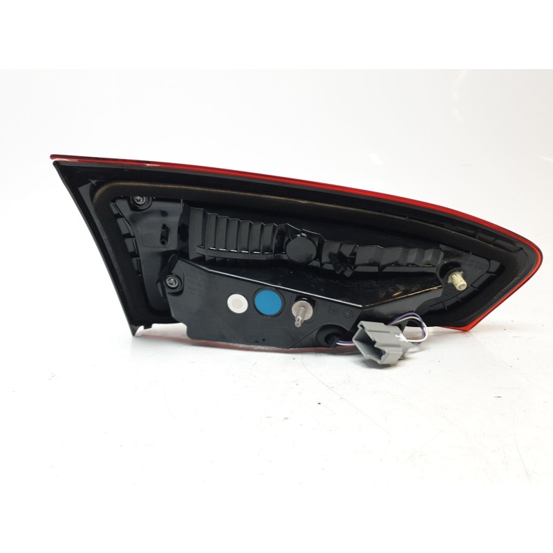 Recambio de piloto trasero derecho interior para ford focus sportbreak focus sportbreak referencia OEM IAM 2556559  